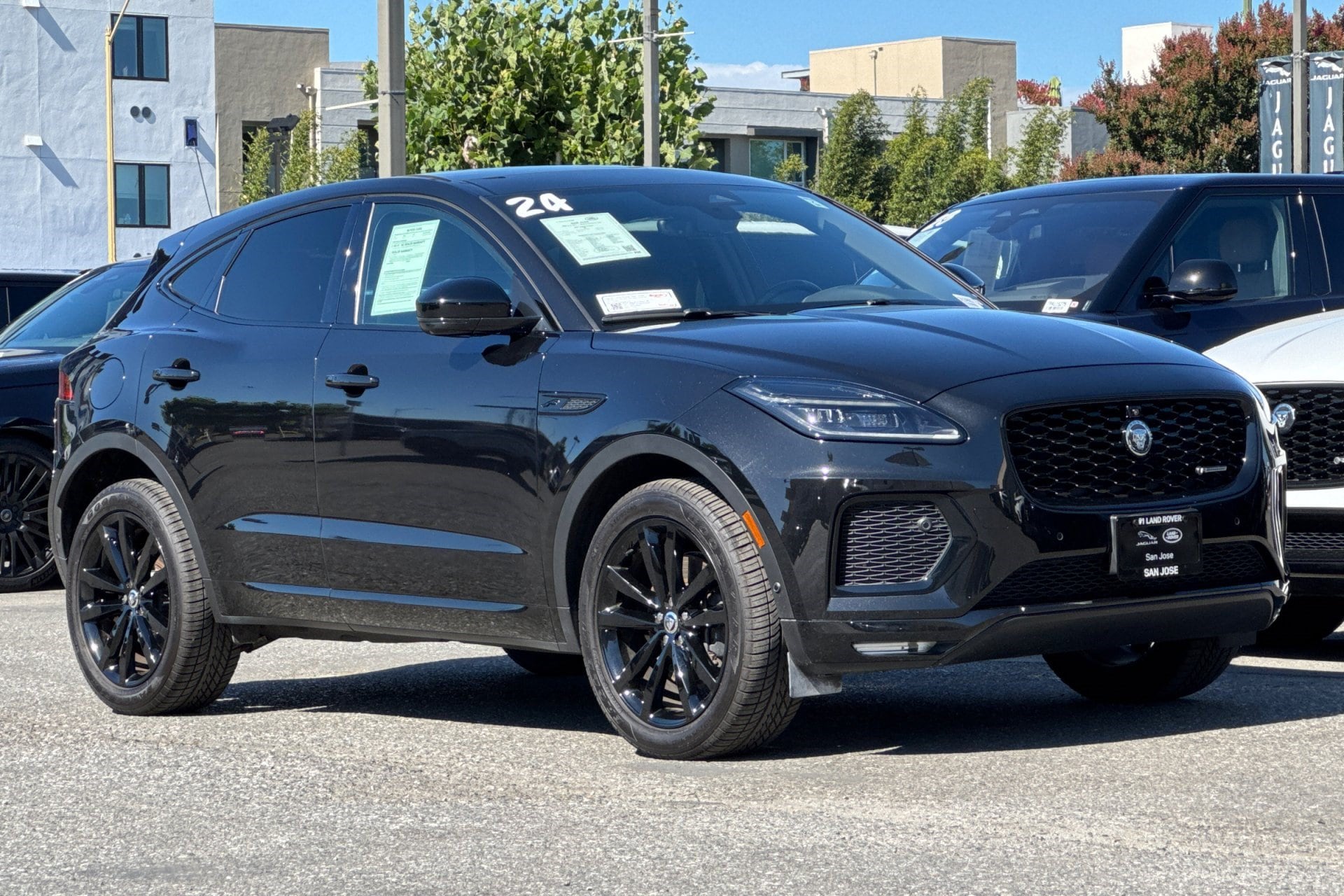 E-PACE R-Dynamic SE R-Dynamic SE P250 AWD