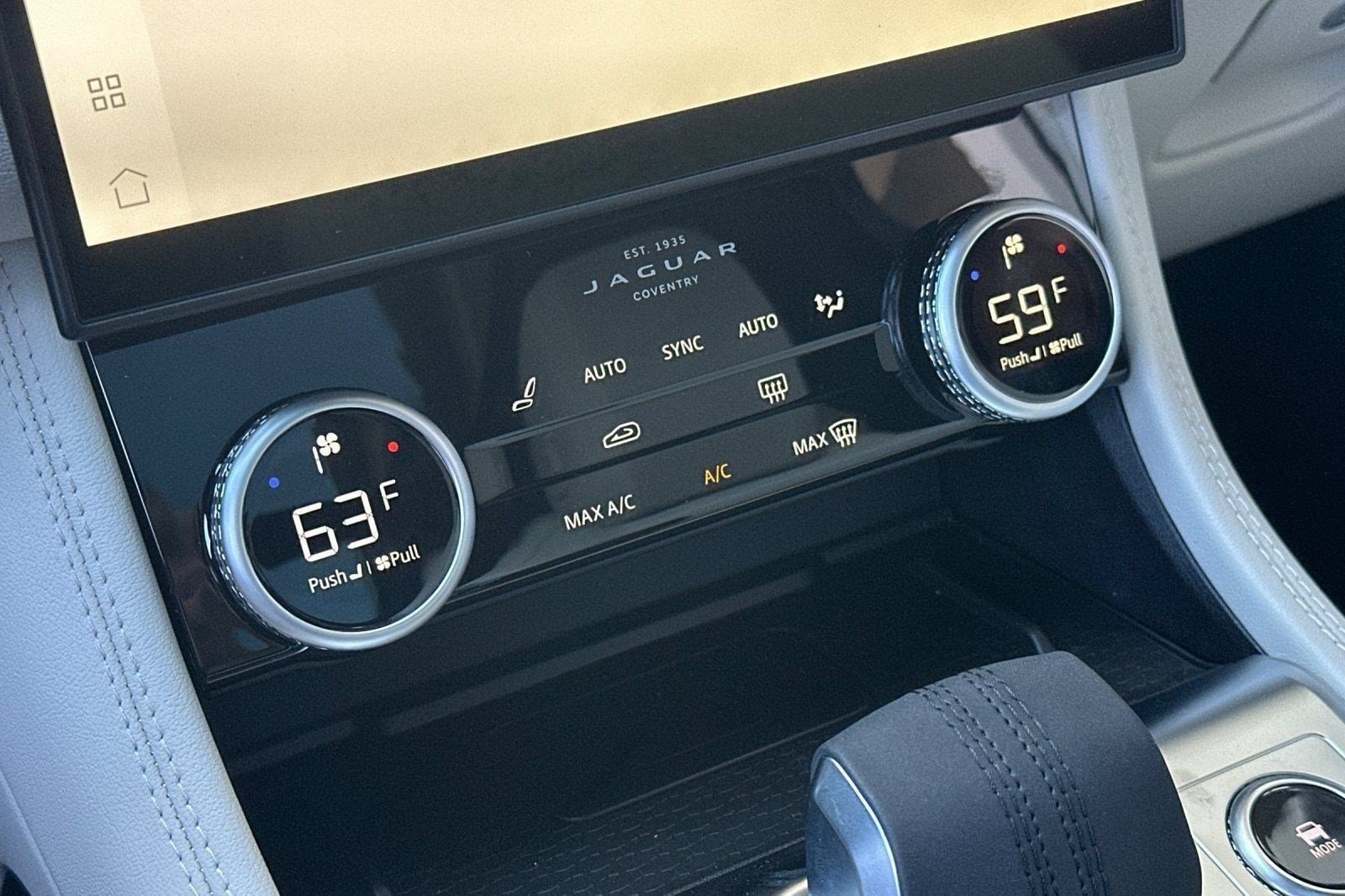 2026 Jaguar F-Pace R-Dynamic S - Photo 11