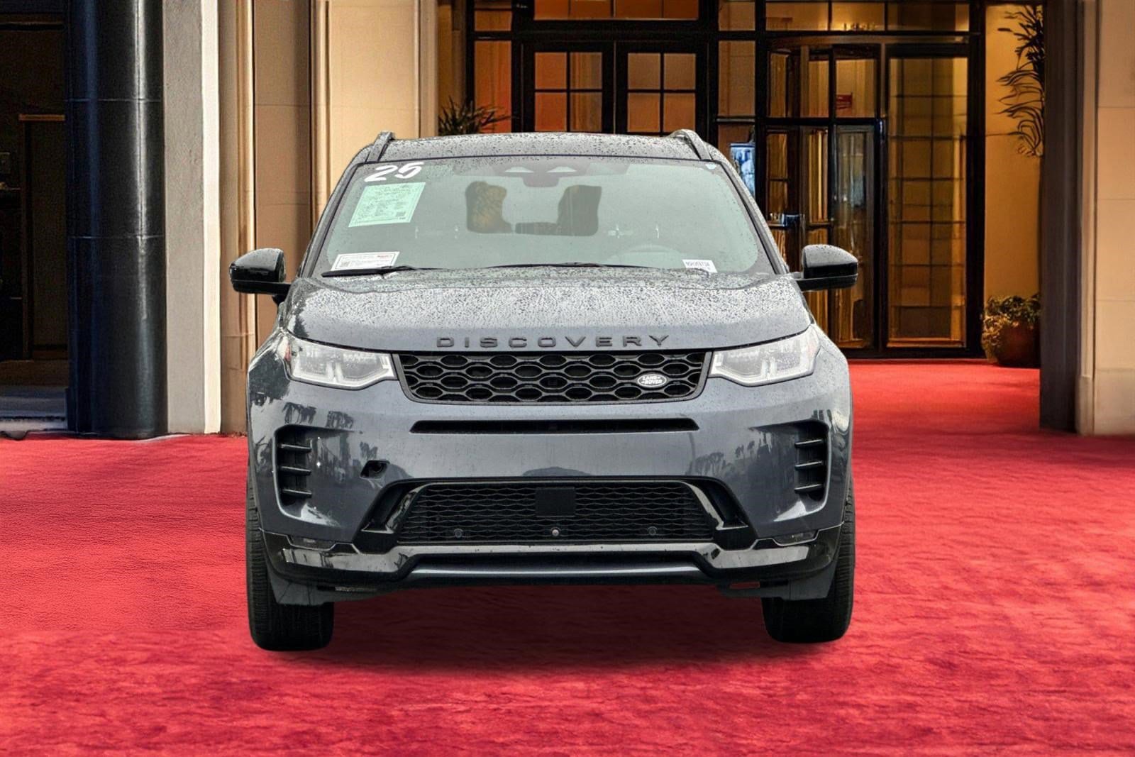 2025 Land Rover Discovery Sport Dynamic SE photo 5