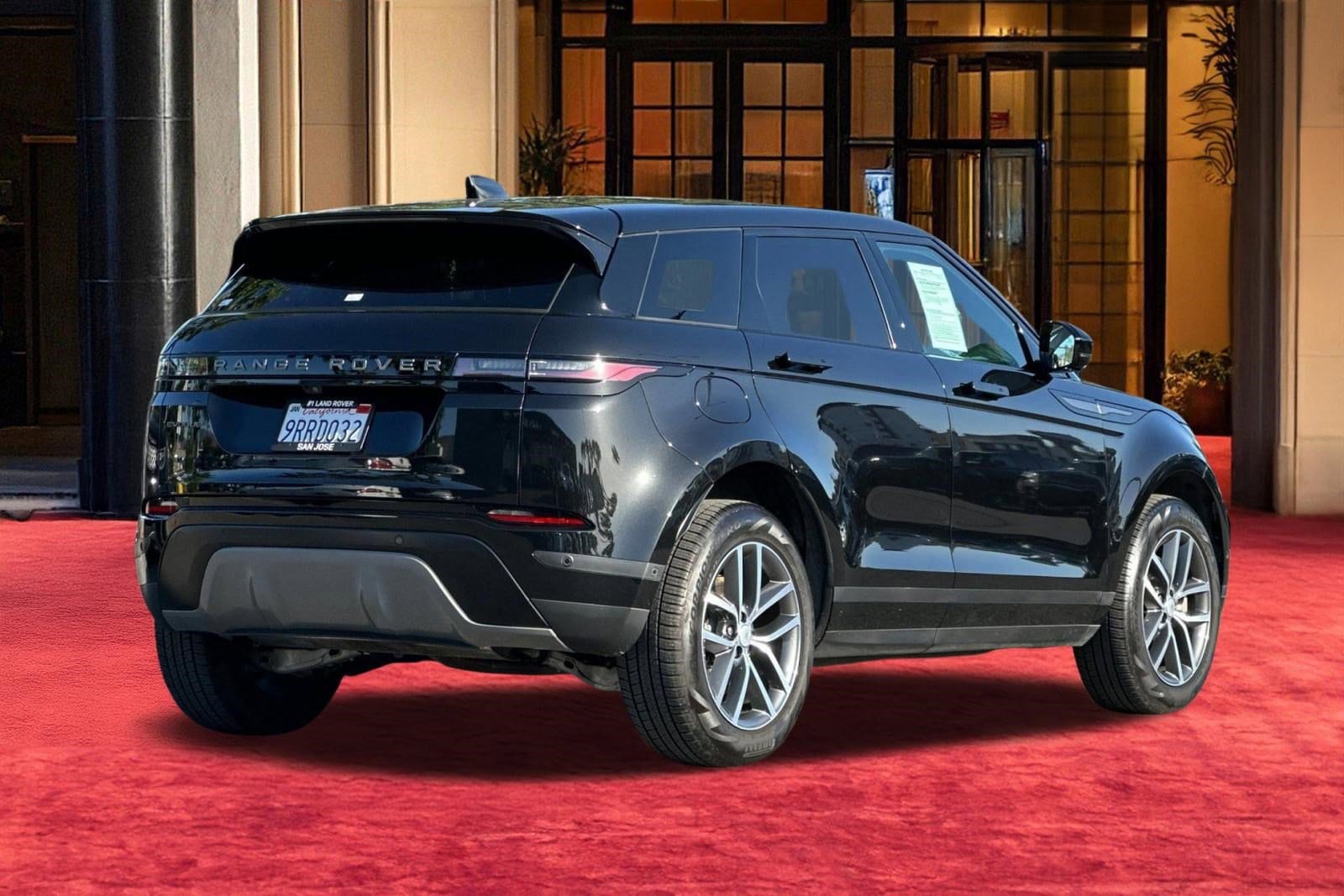 2025 Land Rover Range Rover Evoque Core S photo 6