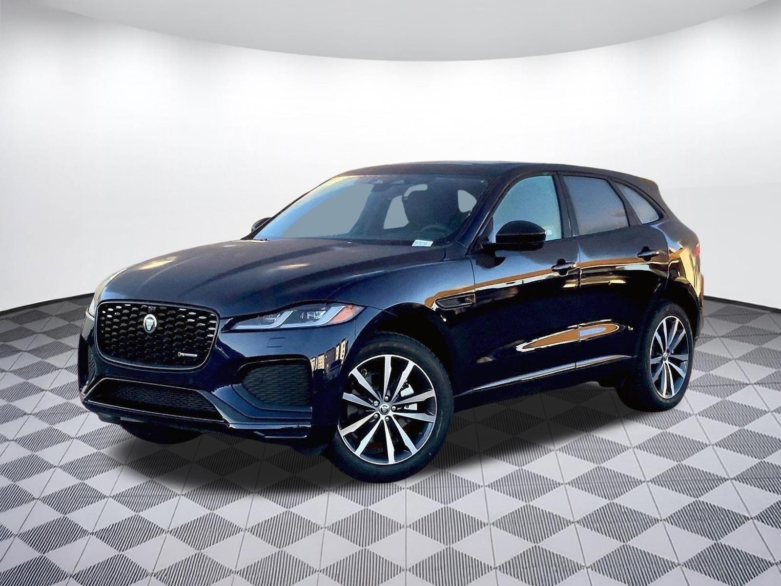 2025 Jaguar F-PACE P250 R-Dynamic S's photo