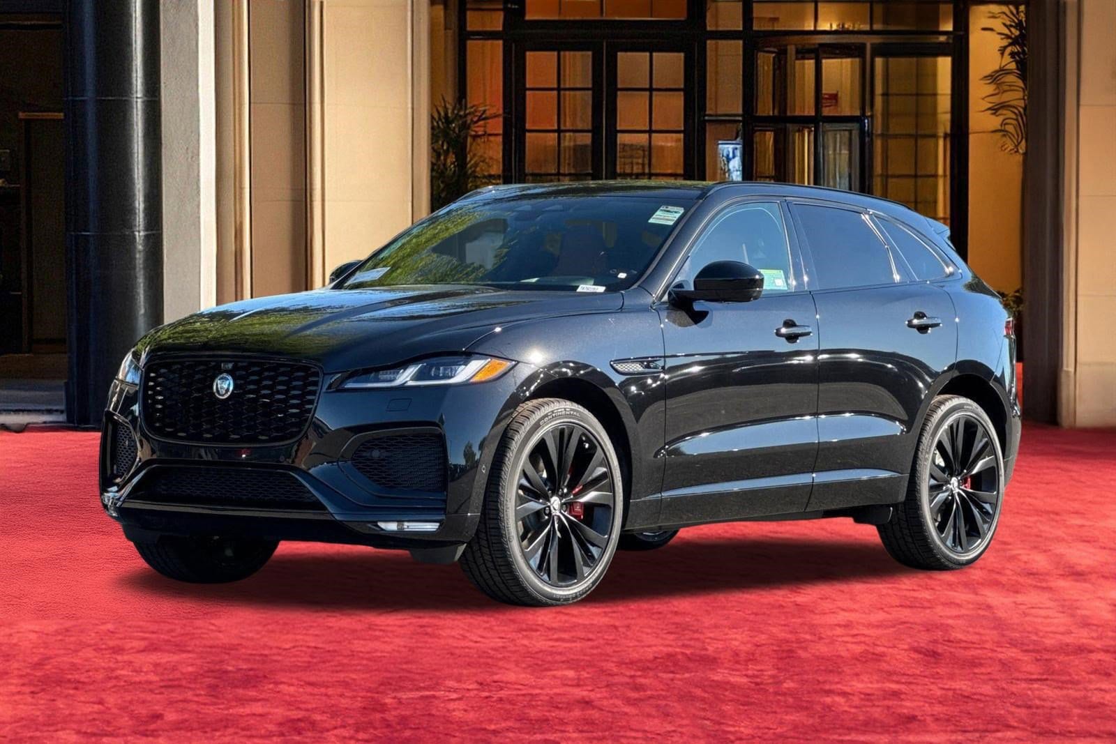 2026 Jaguar F-PACE P400 R-Dynamic S's photo