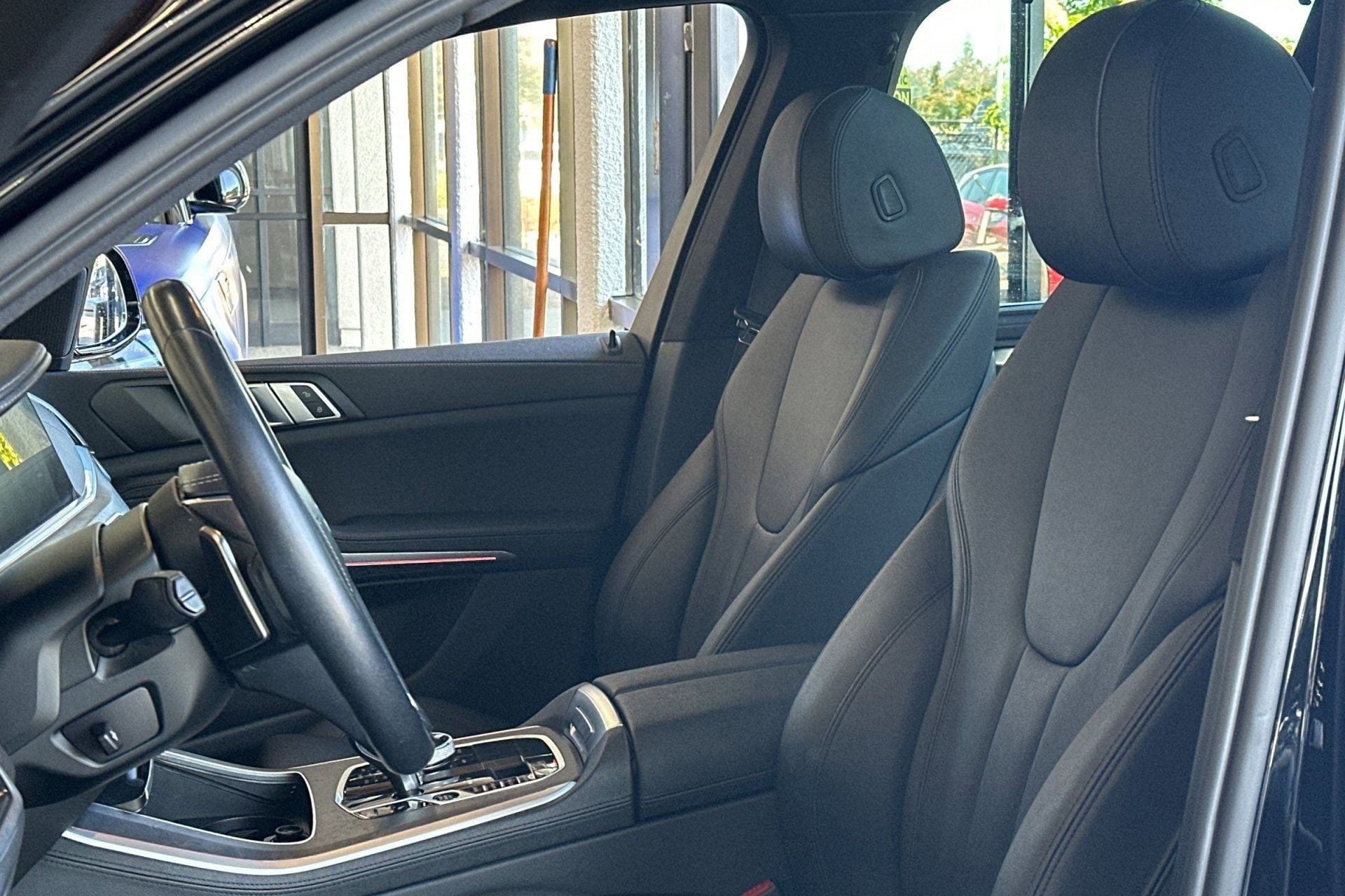 2022 BMW X5 sDrive40i photo 4