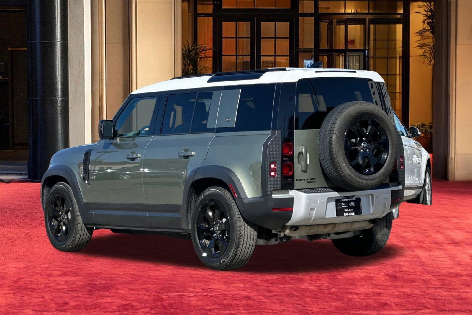 2020 Land Rover Defender 110 HSE photo 2