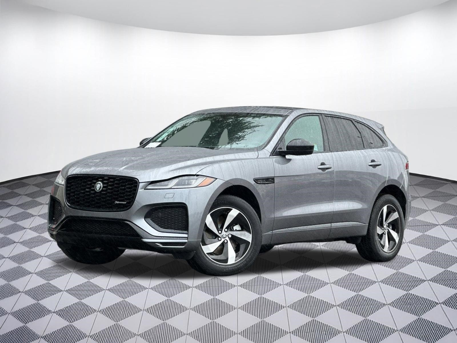 2025 Jaguar F-PACE P250 R-Dynamic S's photo