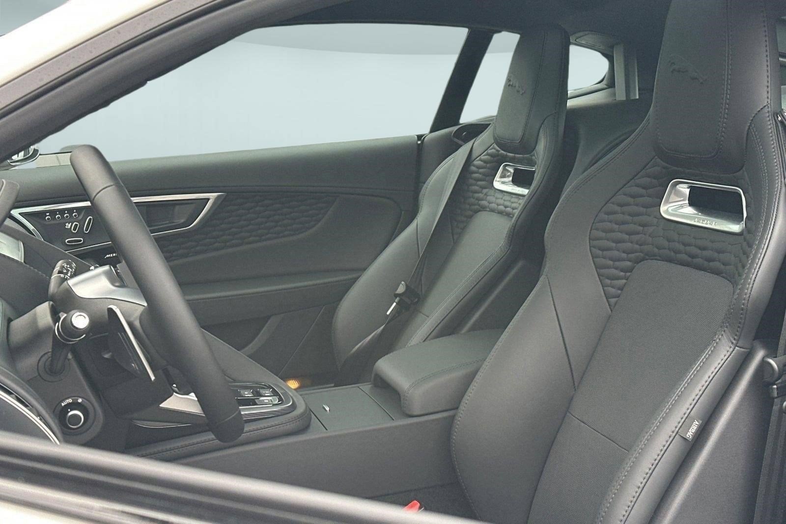 F-TYPE R-Dynamic Coupe