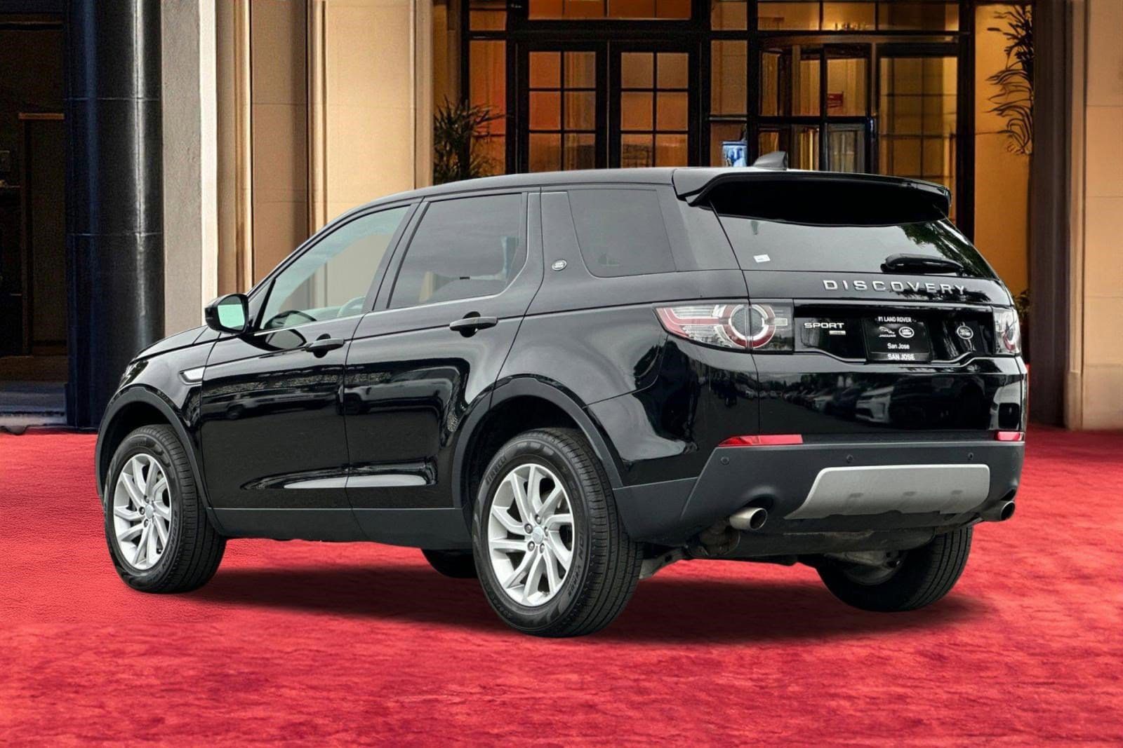 2019 Land Rover Discovery Sport HSE photo 2