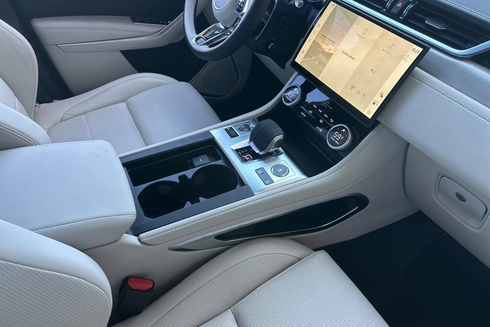 2026 Jaguar F-Pace R-Dynamic S - Photo 25