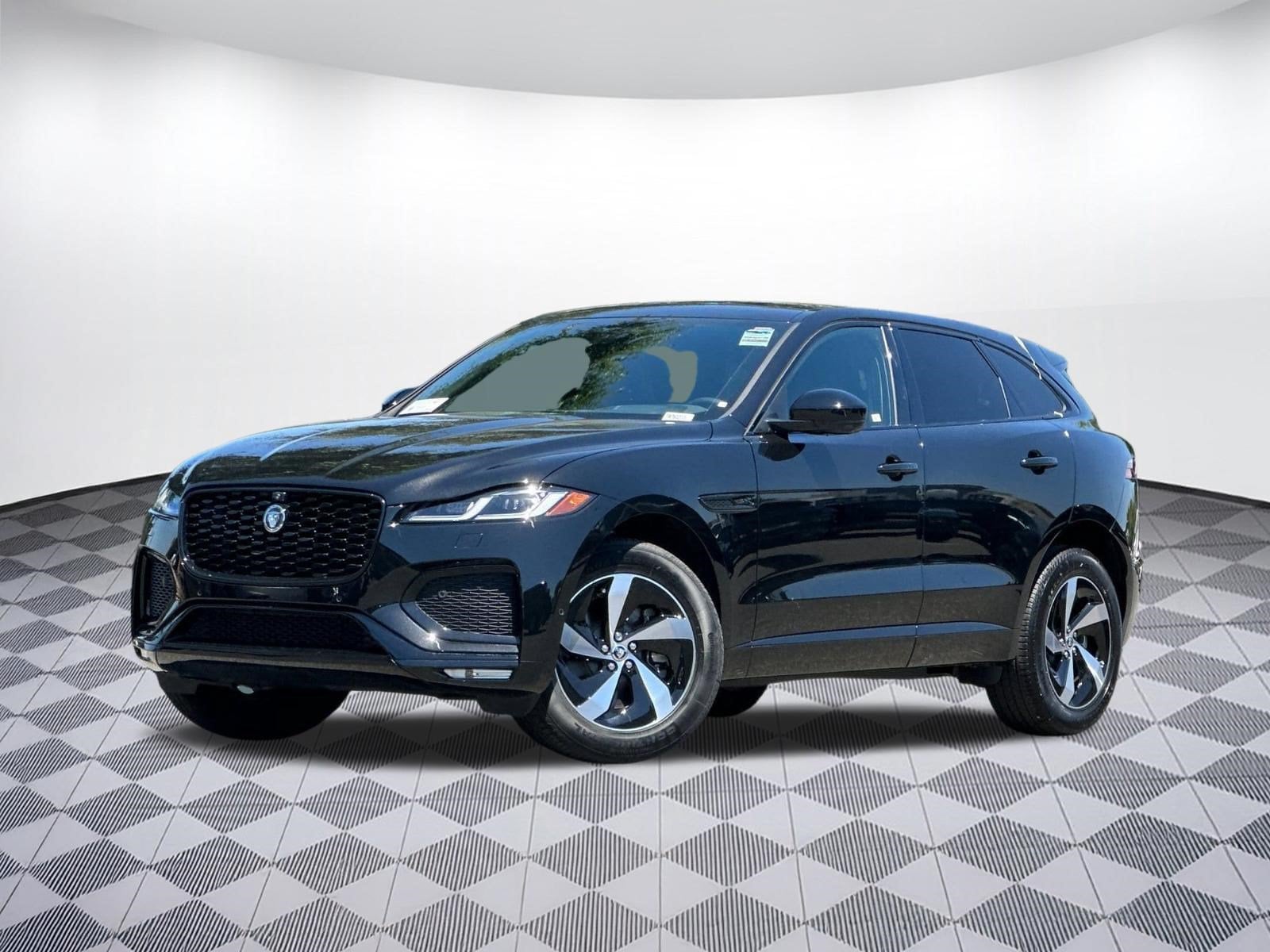 2026 Jaguar F-PACE P250 R-Dynamic S's photo