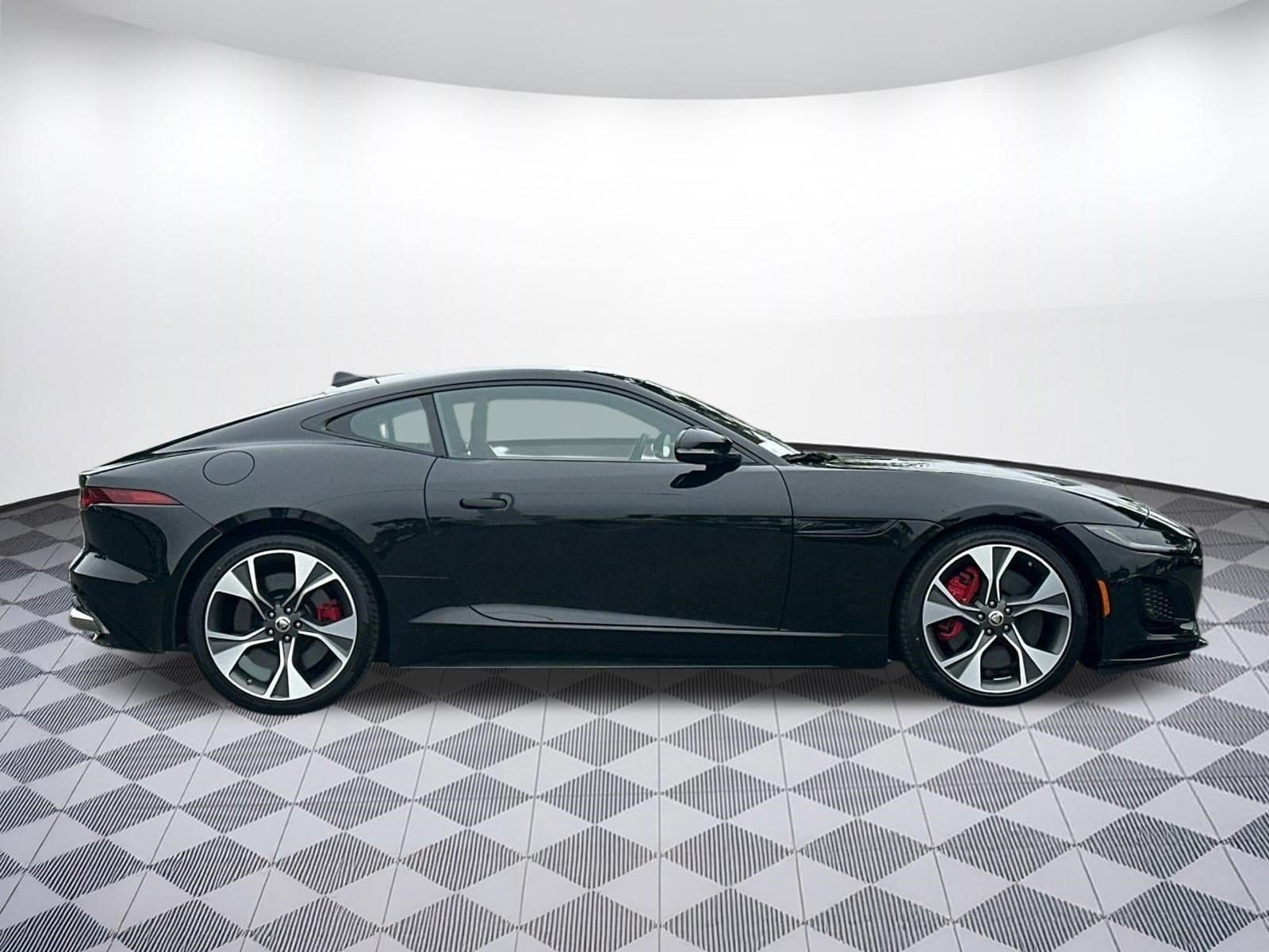 F-TYPE R-Dynamic Coupe