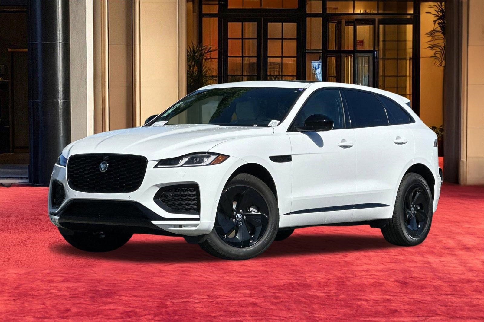 2026 Jaguar F-PACE P250 R-Dynamic S's photo