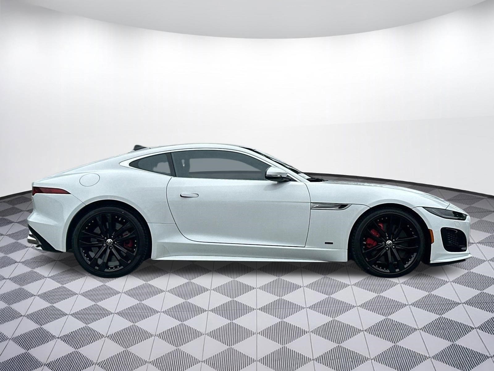 F-TYPE 75 Coupe