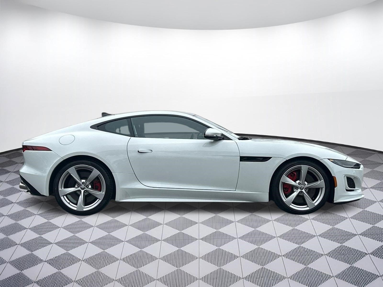 F-TYPE R-Dynamic Coupe