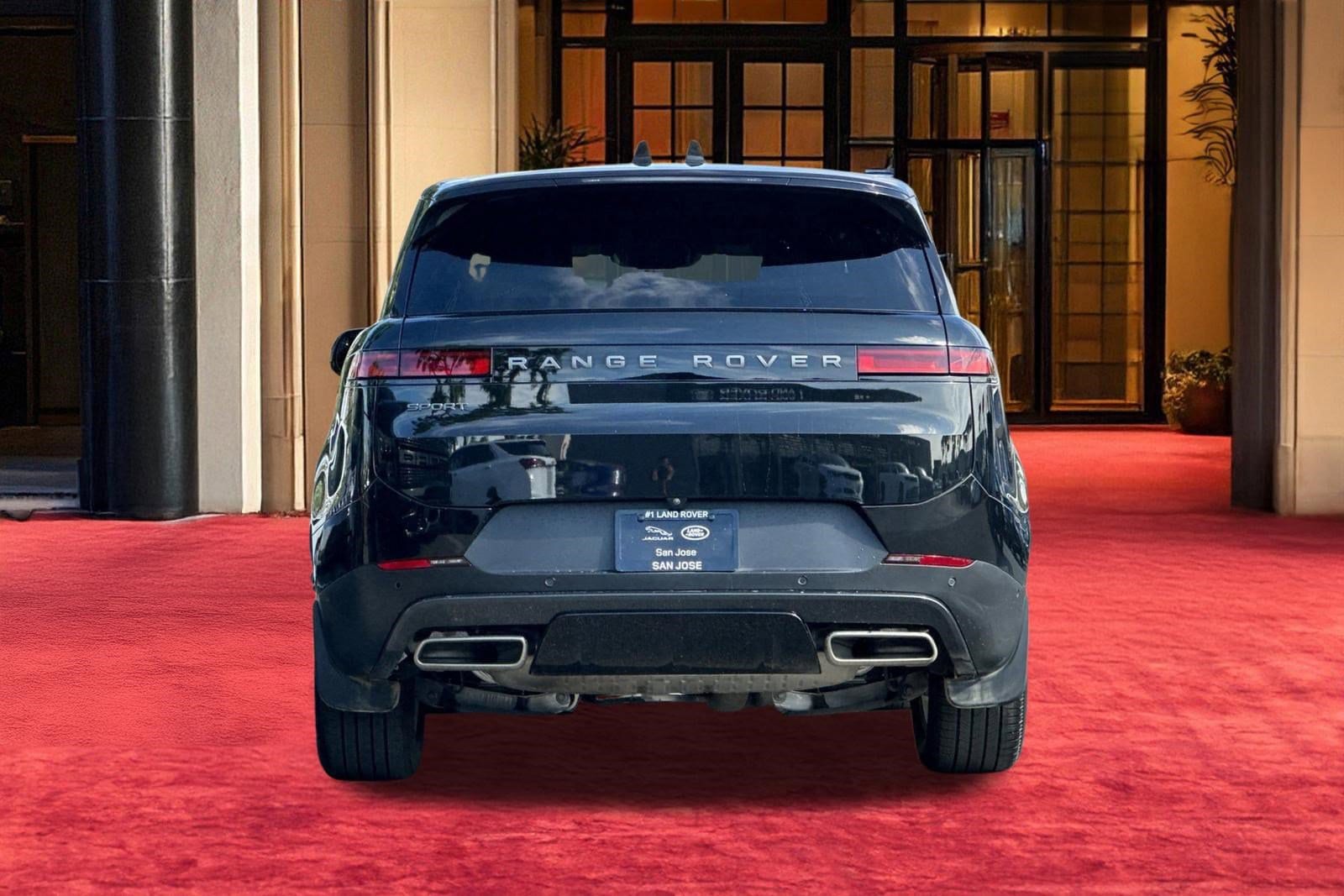 2025 Land Rover Range Rover Sport S photo 5