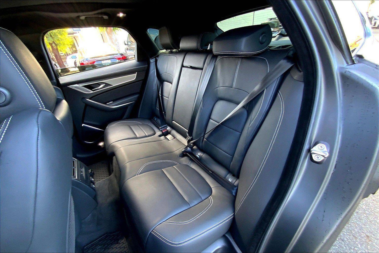 2026 Jaguar F-Pace R-Dynamic S - Photo 7