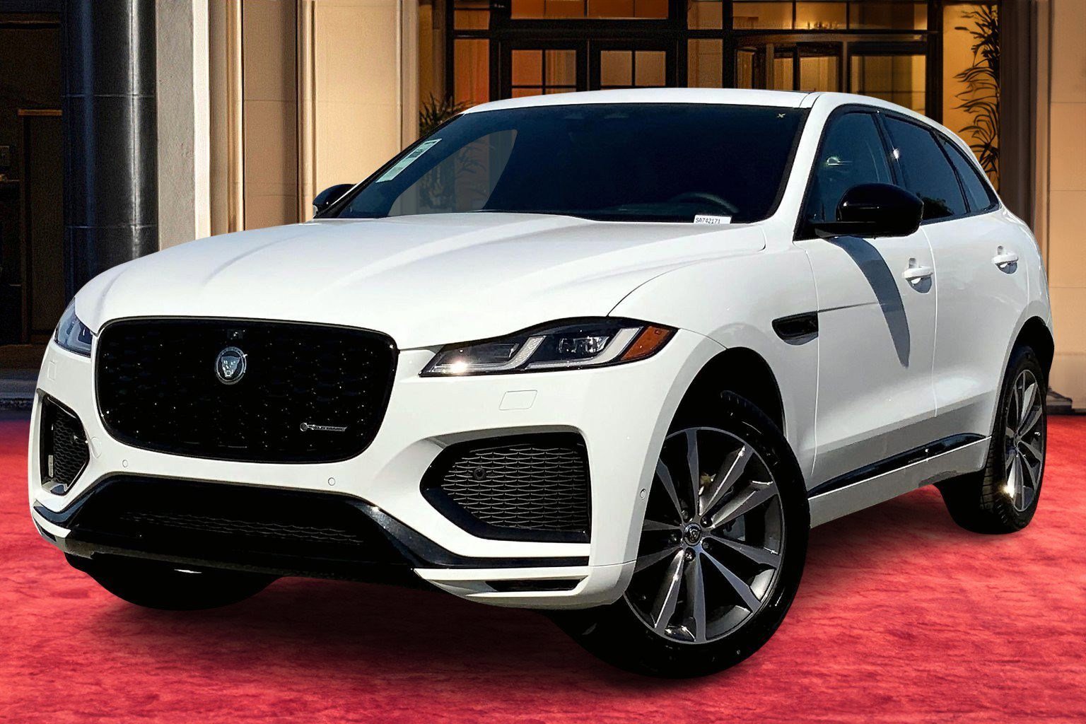 2025 Jaguar F-PACE R-Dynamic S