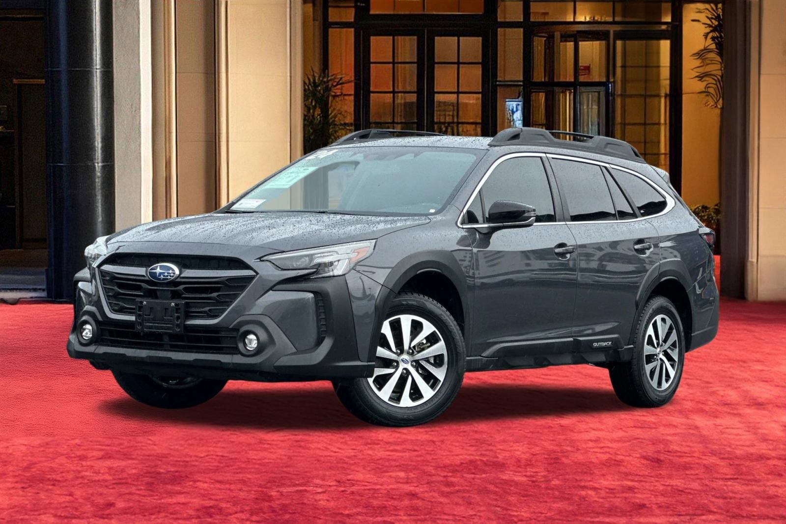 2024 Subaru Outback Premium's photo