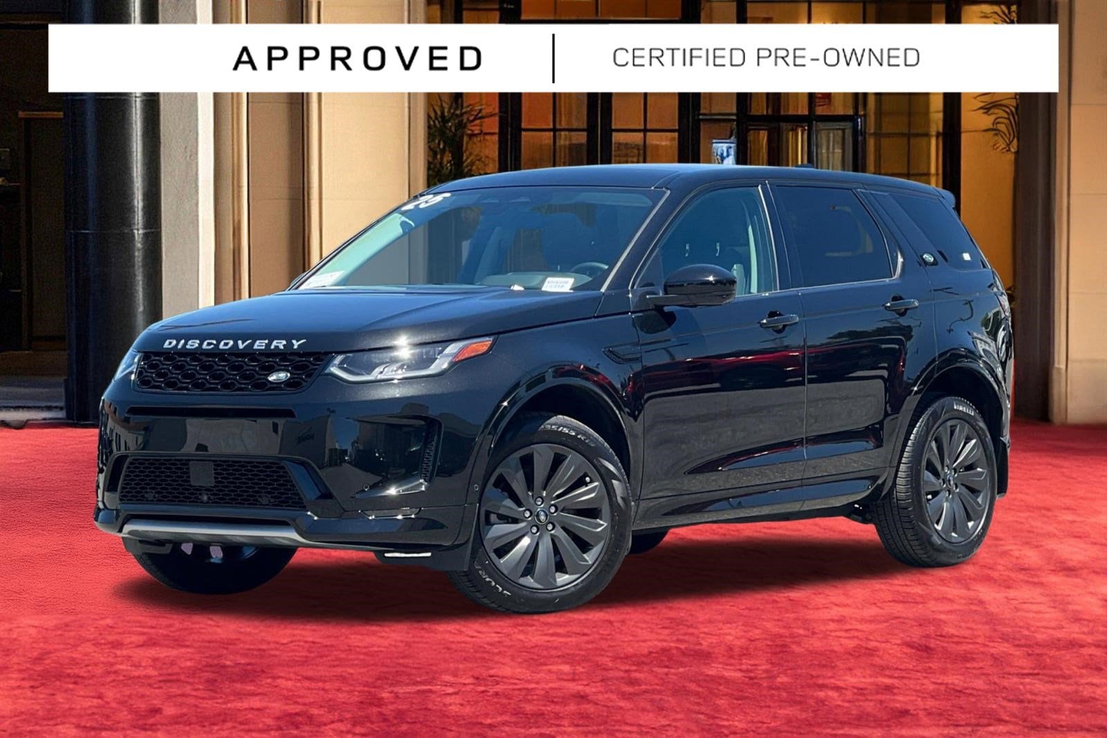 2025 Land Rover Discovery Sport 2.0 S's photo