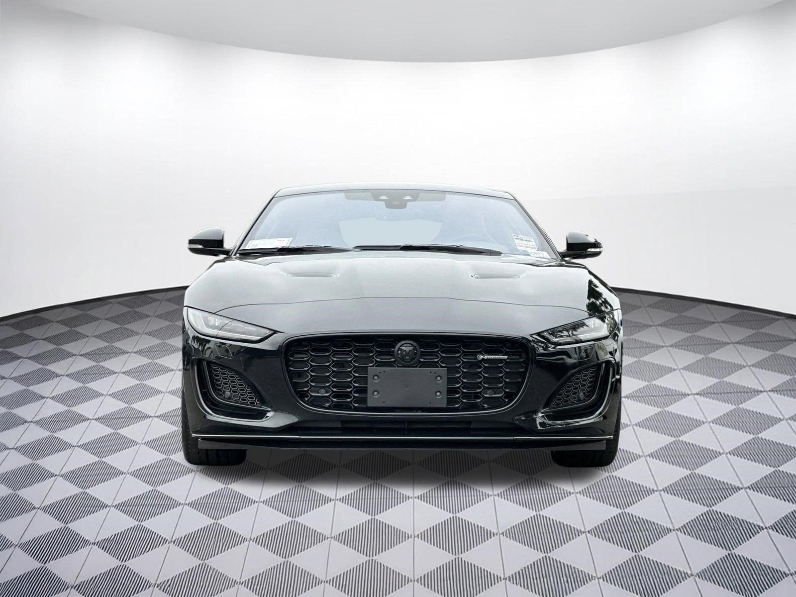 F-TYPE R-Dynamic Coupe