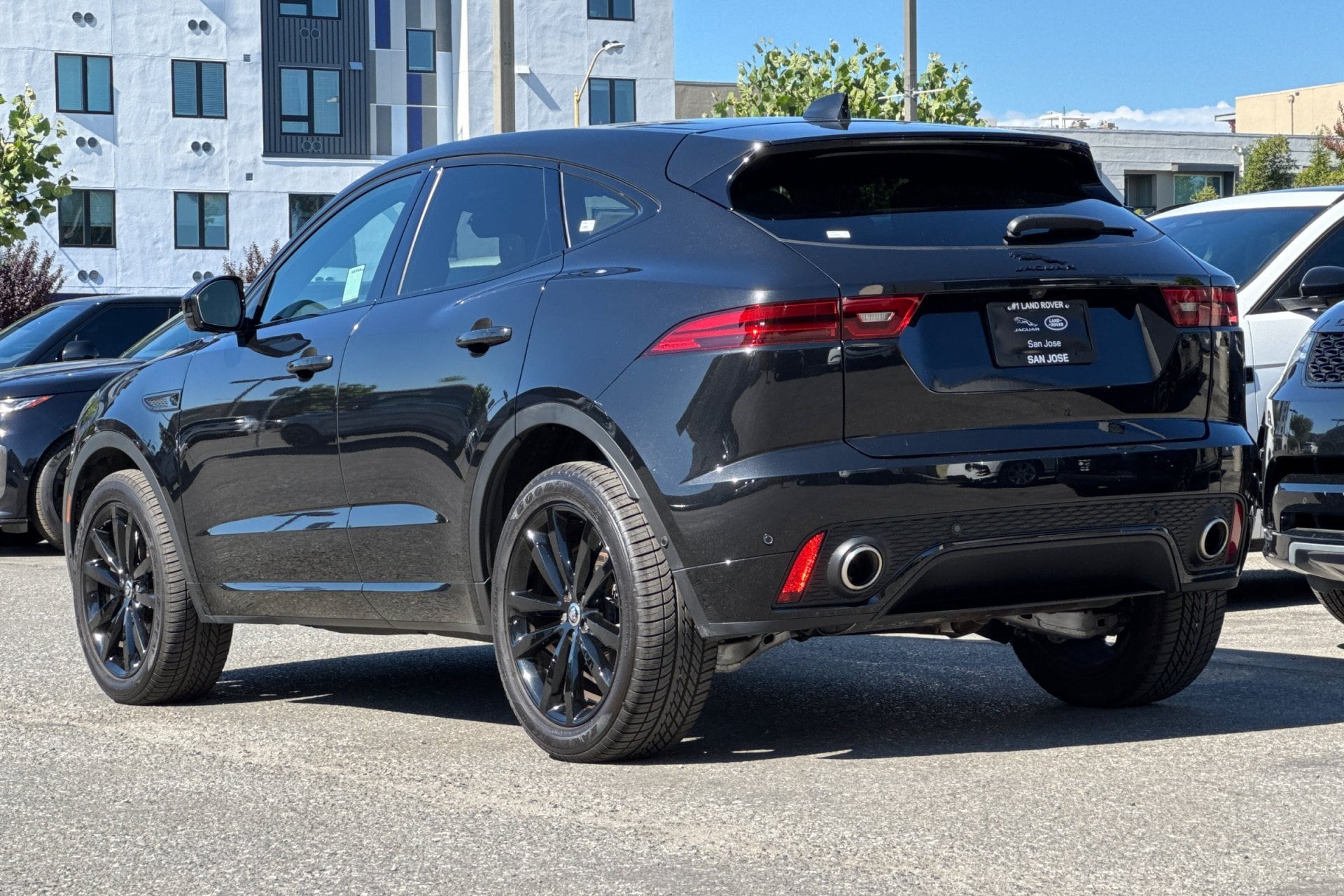 E-PACE R-Dynamic SE R-Dynamic SE P250 AWD