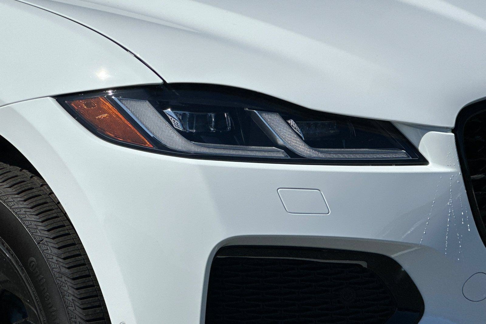 2026 Jaguar F-Pace R-Dynamic S - Photo 8