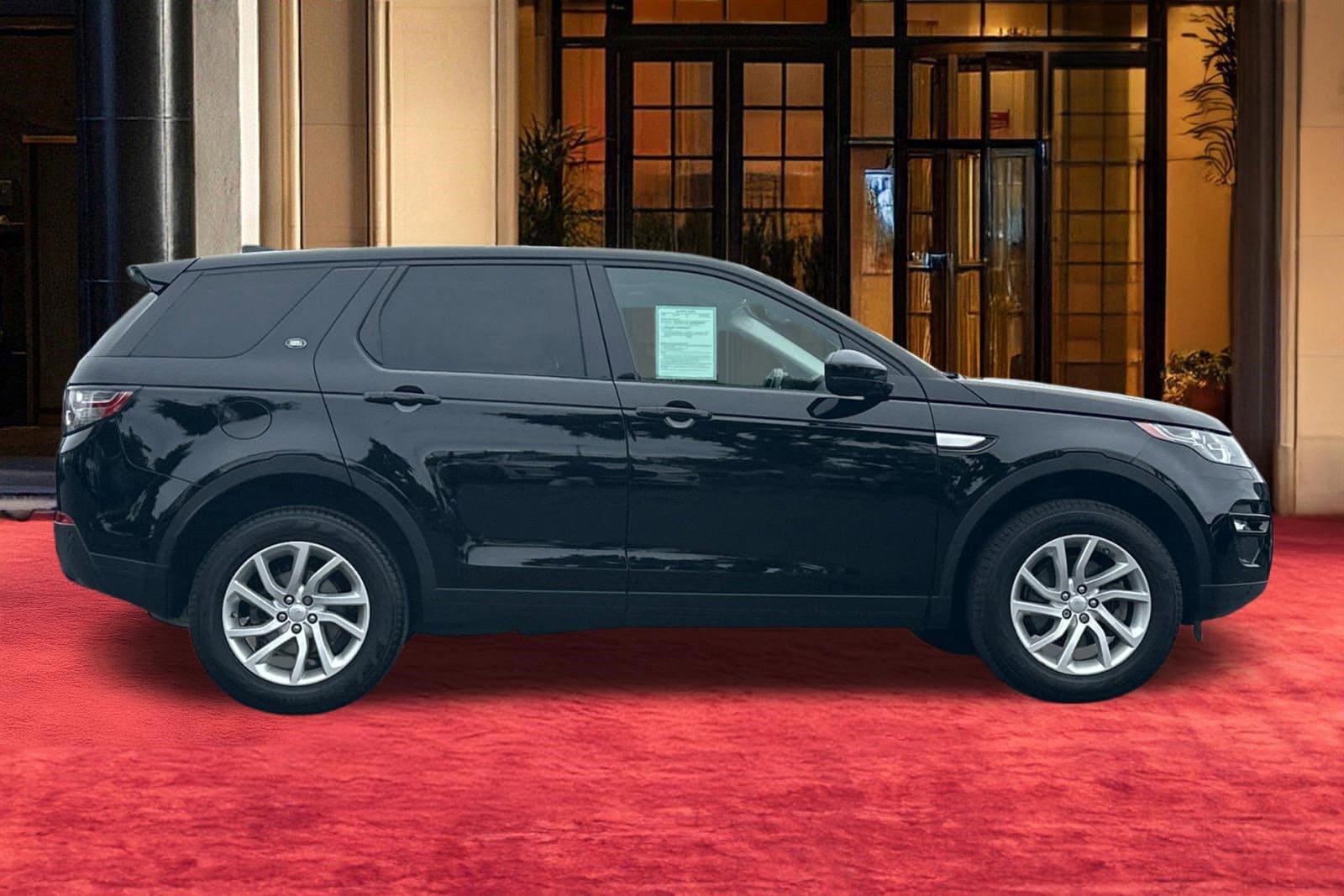 2019 Land Rover Discovery Sport HSE photo 3