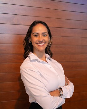 Staff member Nancy Yambo from ID_8611ad