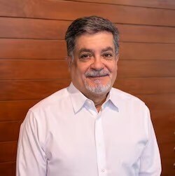 Staff member Orlando Rodriguez Albertorio from ID_8611ad