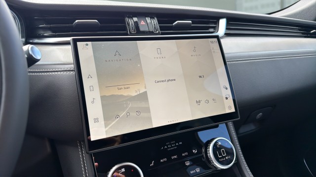 2026 Jaguar F-Pace R-Dynamic S - Photo 22