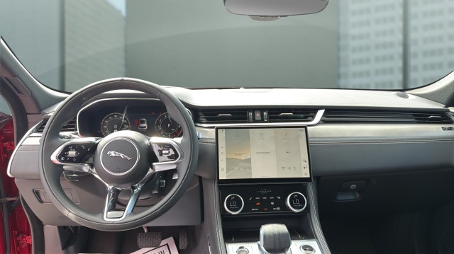 2026 Jaguar F-Pace R-Dynamic S - Photo 19