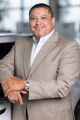 Staff member Lionel Mascorro from ID_50ed02482f35
