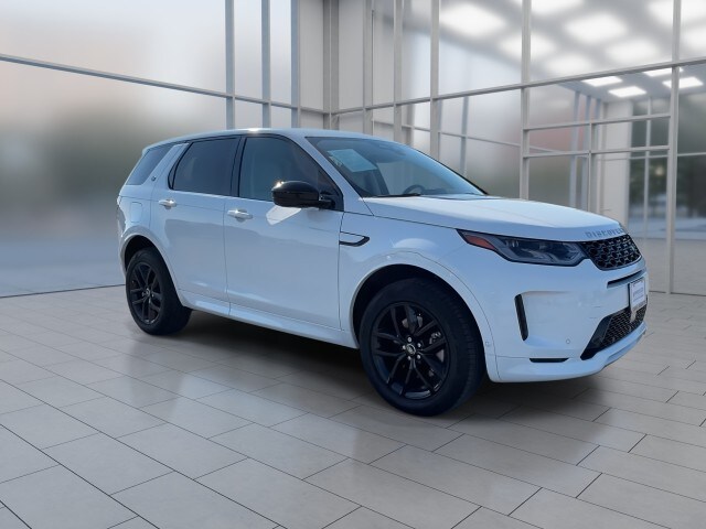 2024 Land Rover Discovery Sport S photo 2