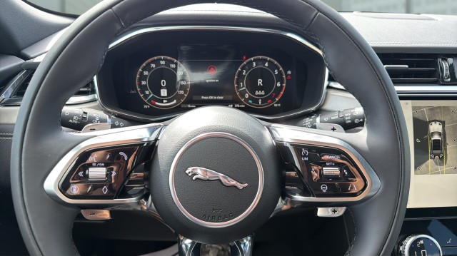 2026 Jaguar F-Pace R-Dynamic S - Photo 25