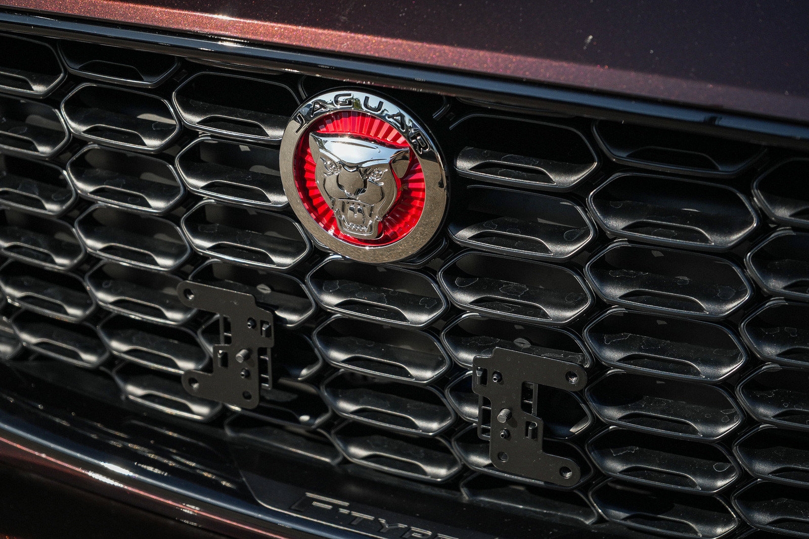 2023 Jaguar F-TYPE R - Photo 9