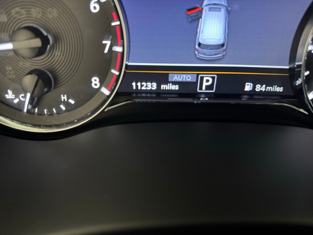 2024 INFINITI QX80 - Image 14