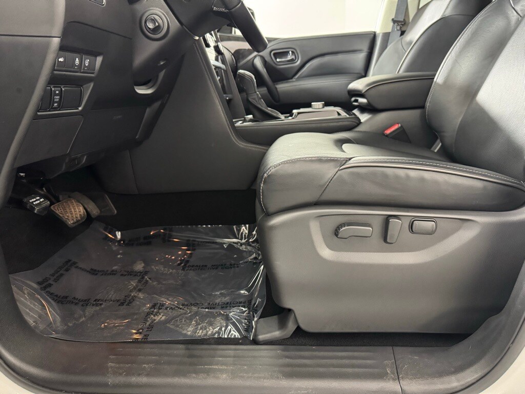 2024 INFINITI QX80 - Image 12