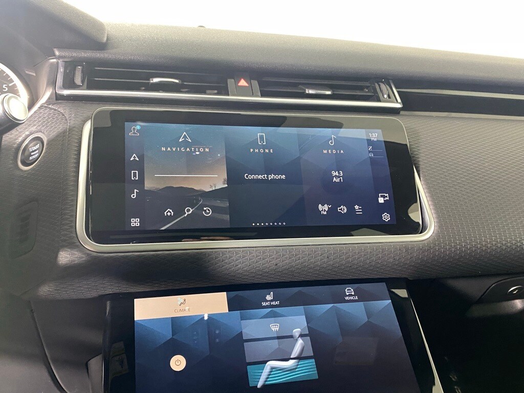 2022 LAND ROVER RANGE ROVER VELAR - Image 20