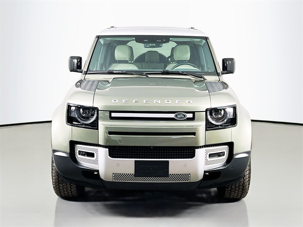 2024 LAND ROVER DEFENDER - Image 2