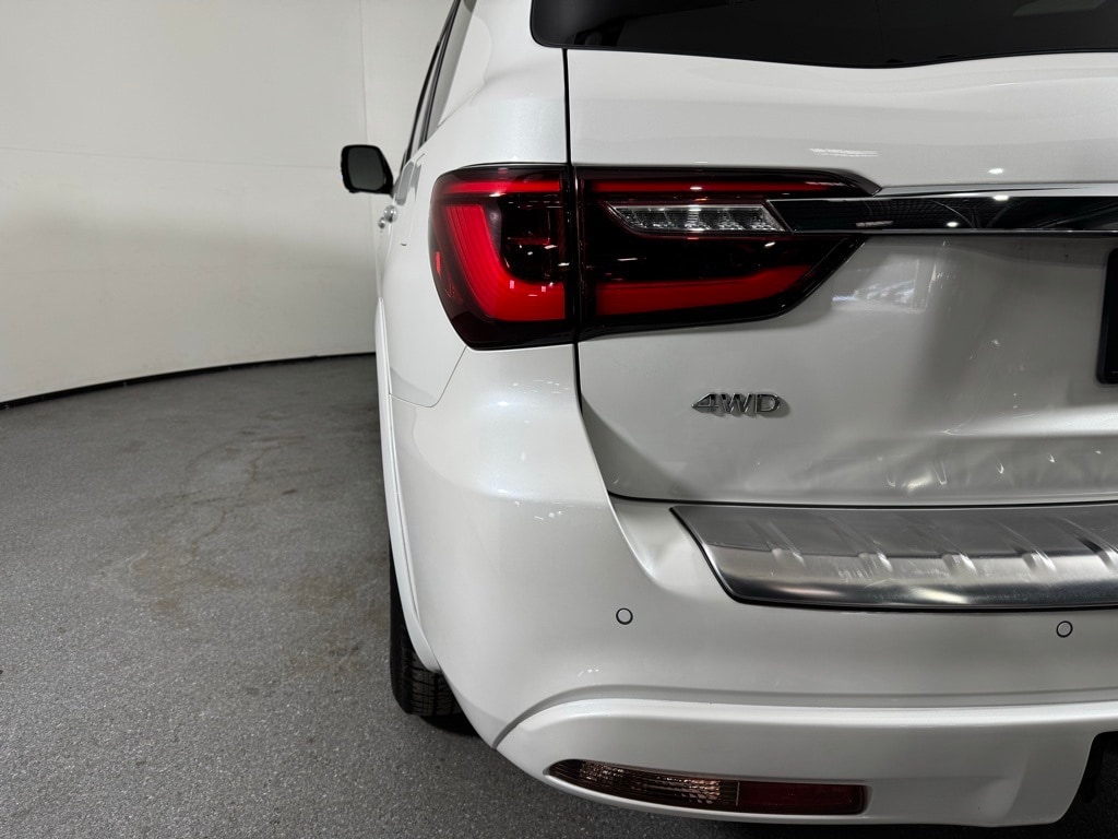 2024 INFINITI QX80 - Image 8