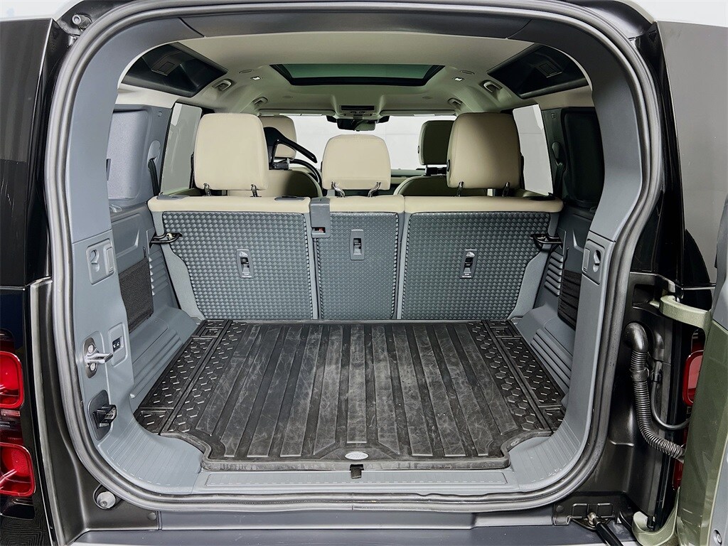 2024 LAND ROVER DEFENDER - Image 28