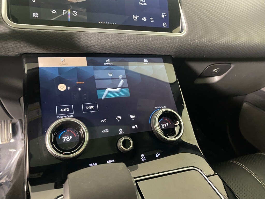 2022 LAND ROVER RANGE ROVER VELAR - Image 24