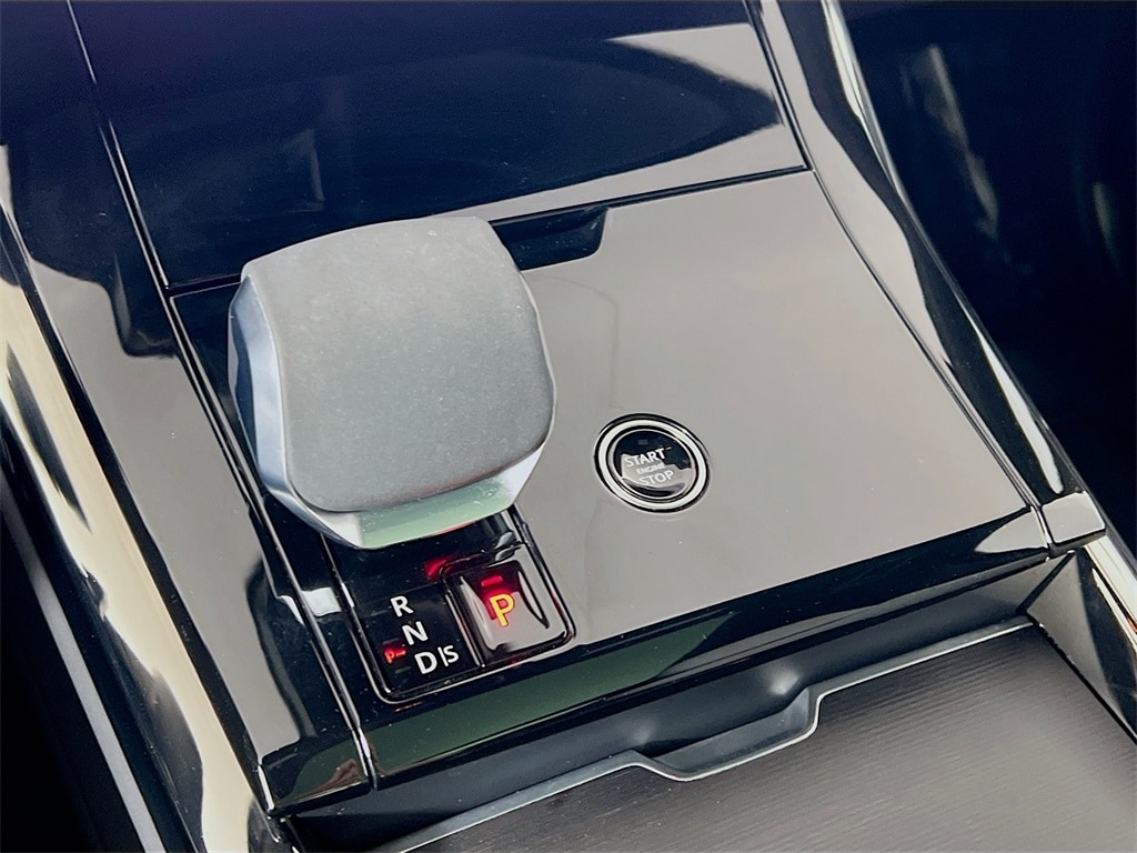 2024 LAND ROVER RANGE ROVER SPORT - Image 17