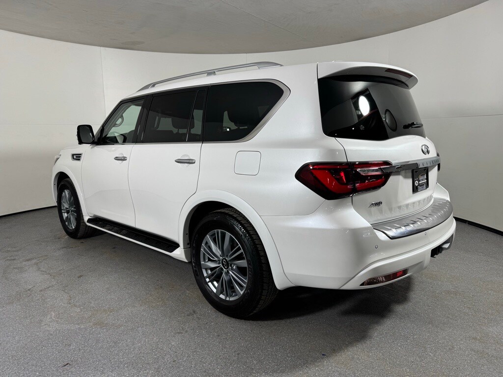 2024 INFINITI QX80 - Image 9