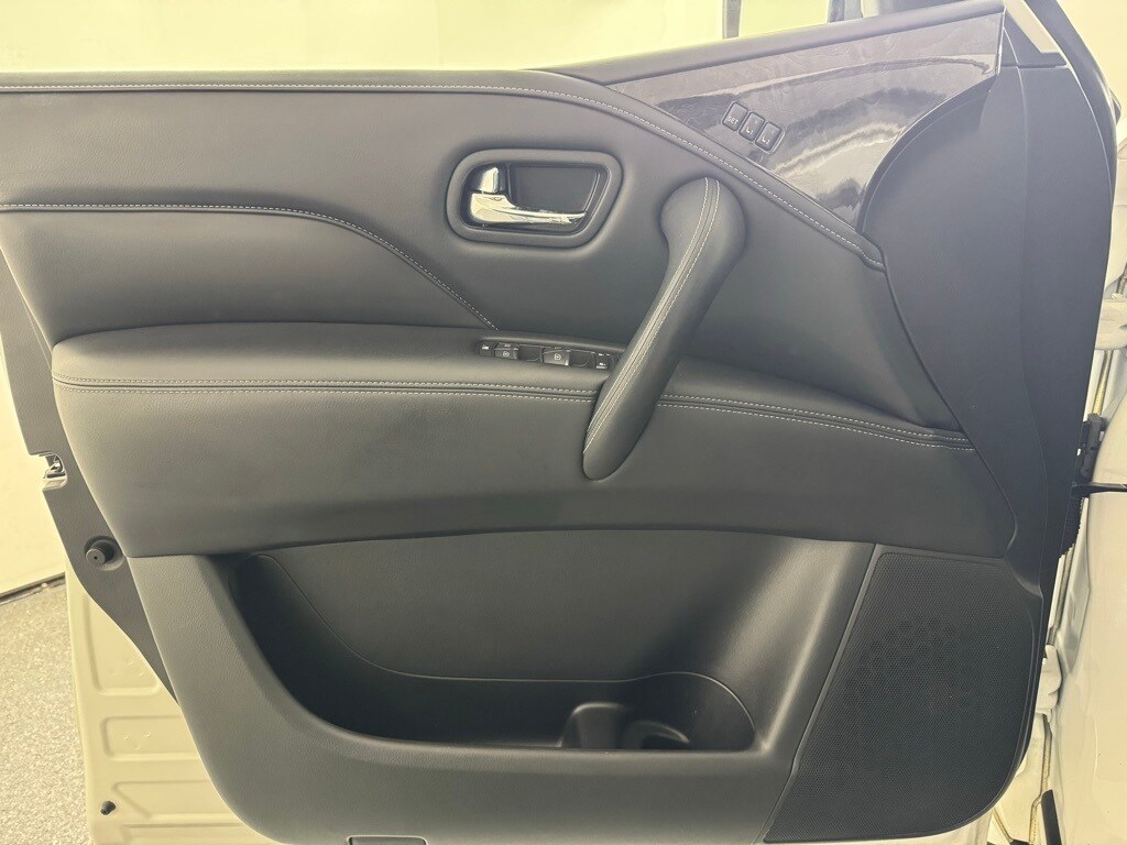 2024 INFINITI QX80 - Image 11