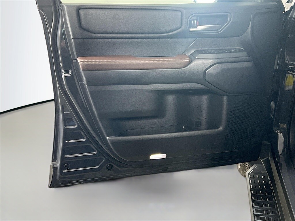 2026 TOYOTA LAND CRUISER - Image 18