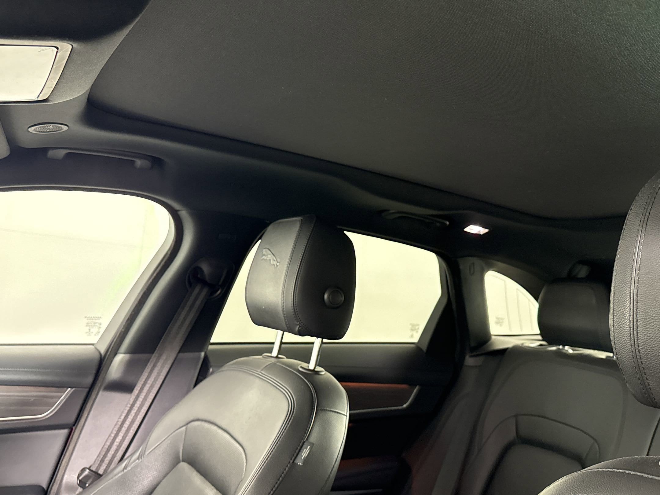 2023 Jaguar F-Pace S - Photo 15