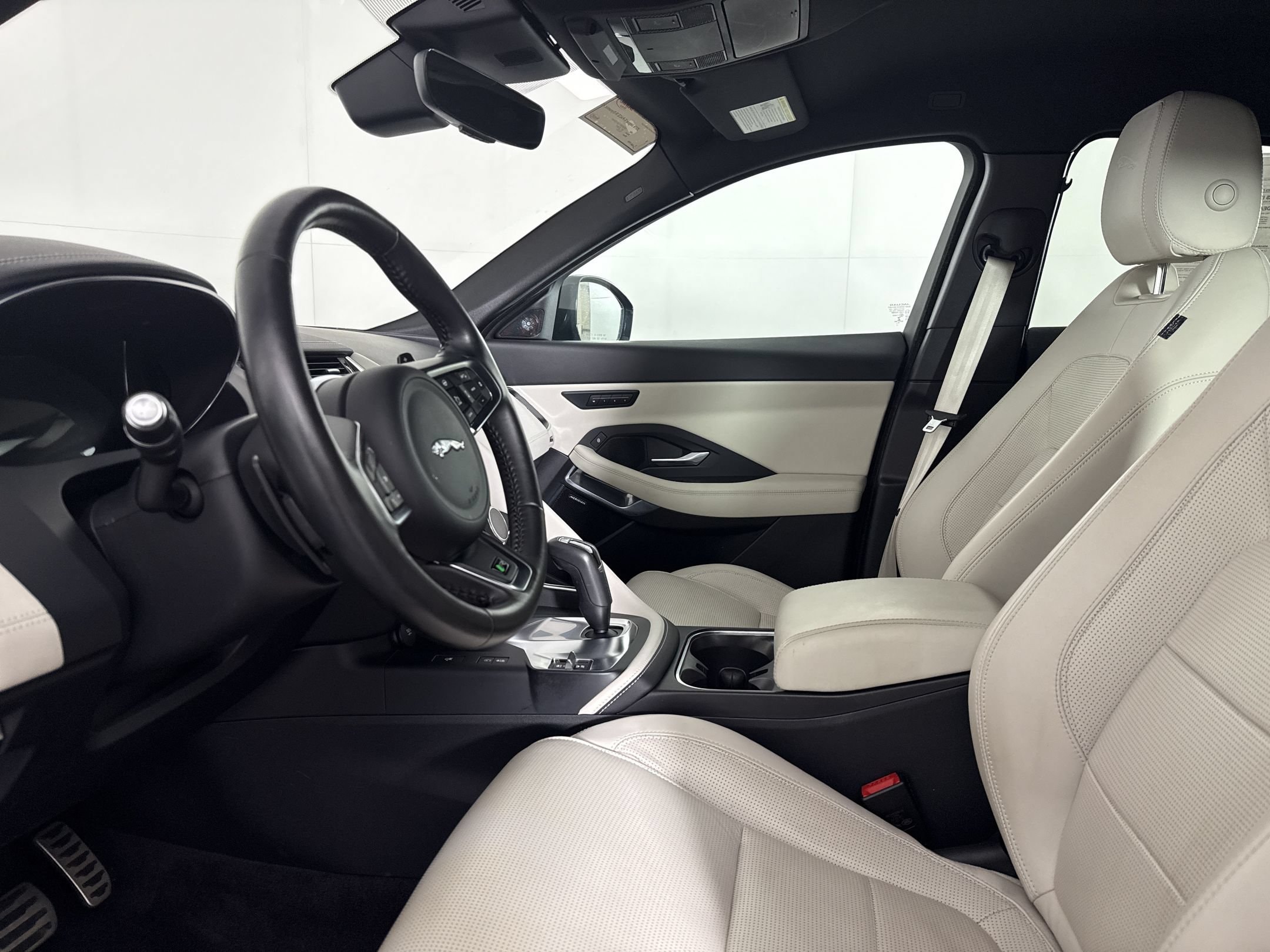 2019 Jaguar E-PACE R-Dynamic HSE - Photo 25