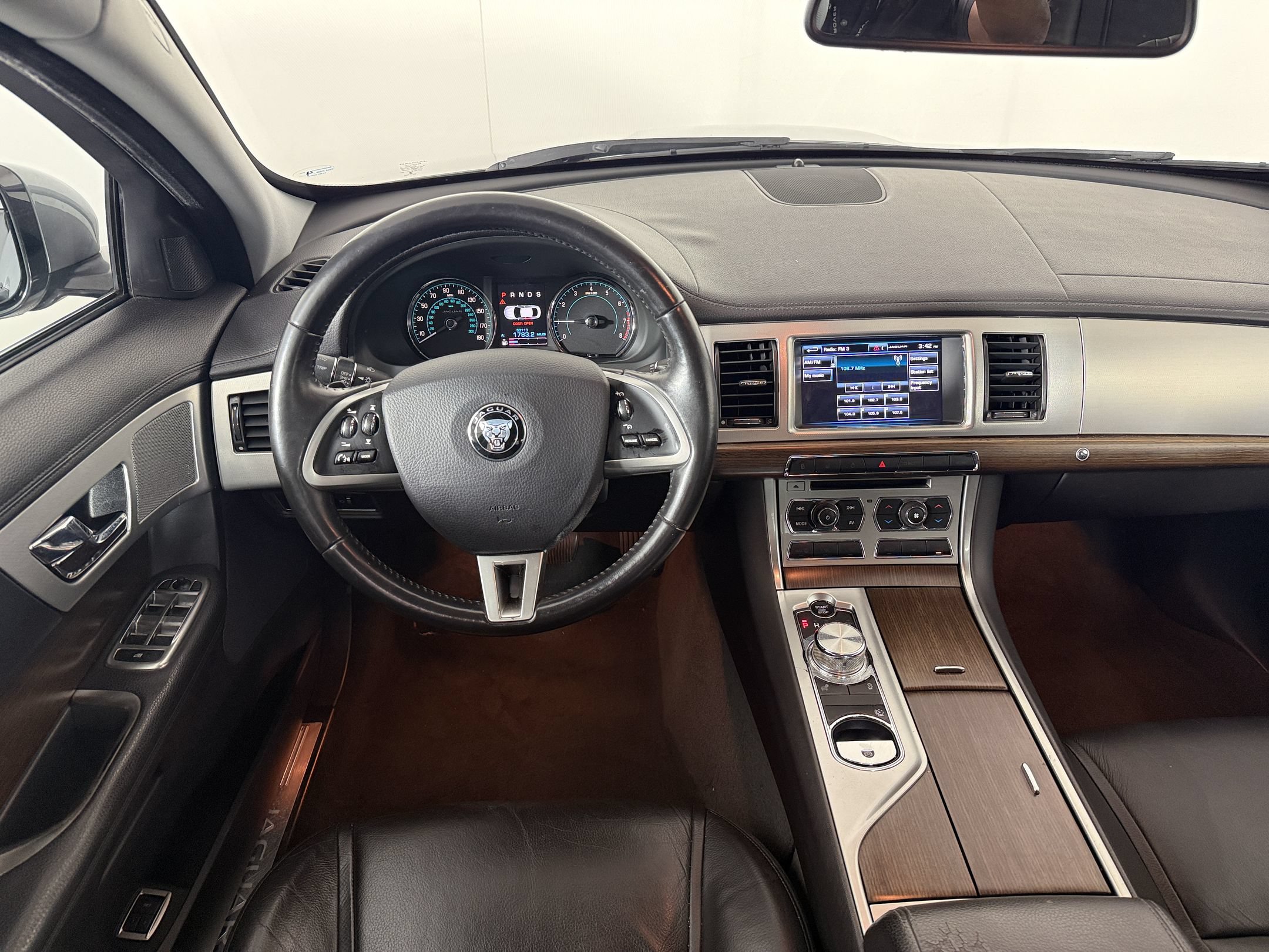 2014 Jaguar XF Base - Photo 26
