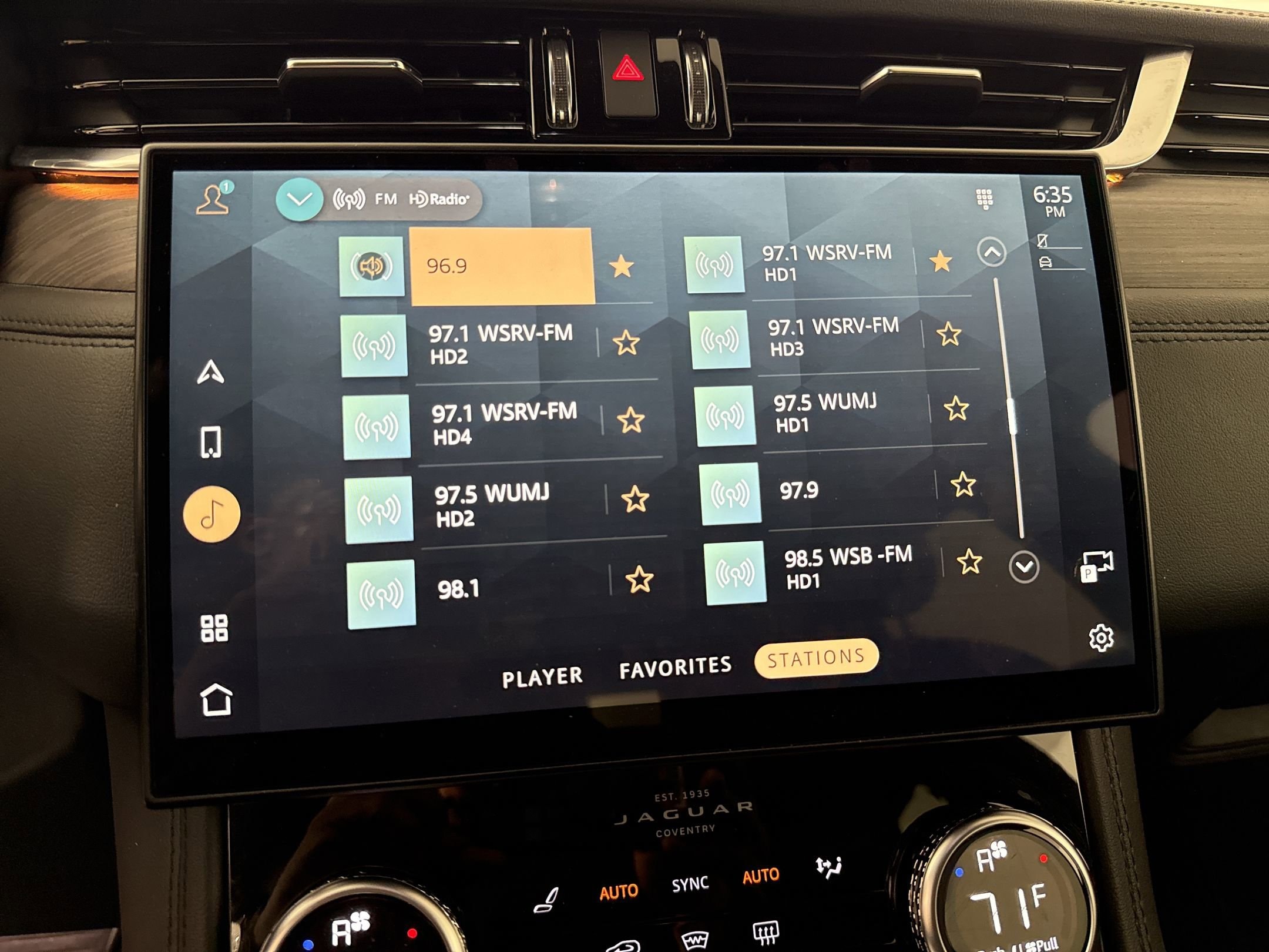 2023 Jaguar F-Pace S - Photo 20