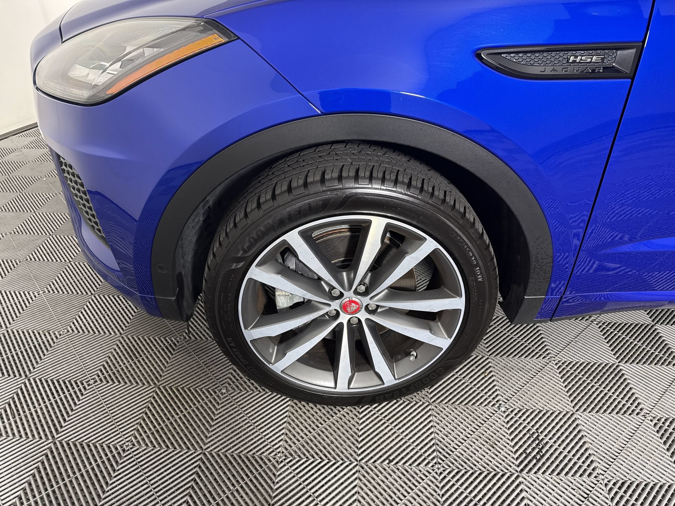 2019 Jaguar E-PACE R-Dynamic HSE - Photo 13